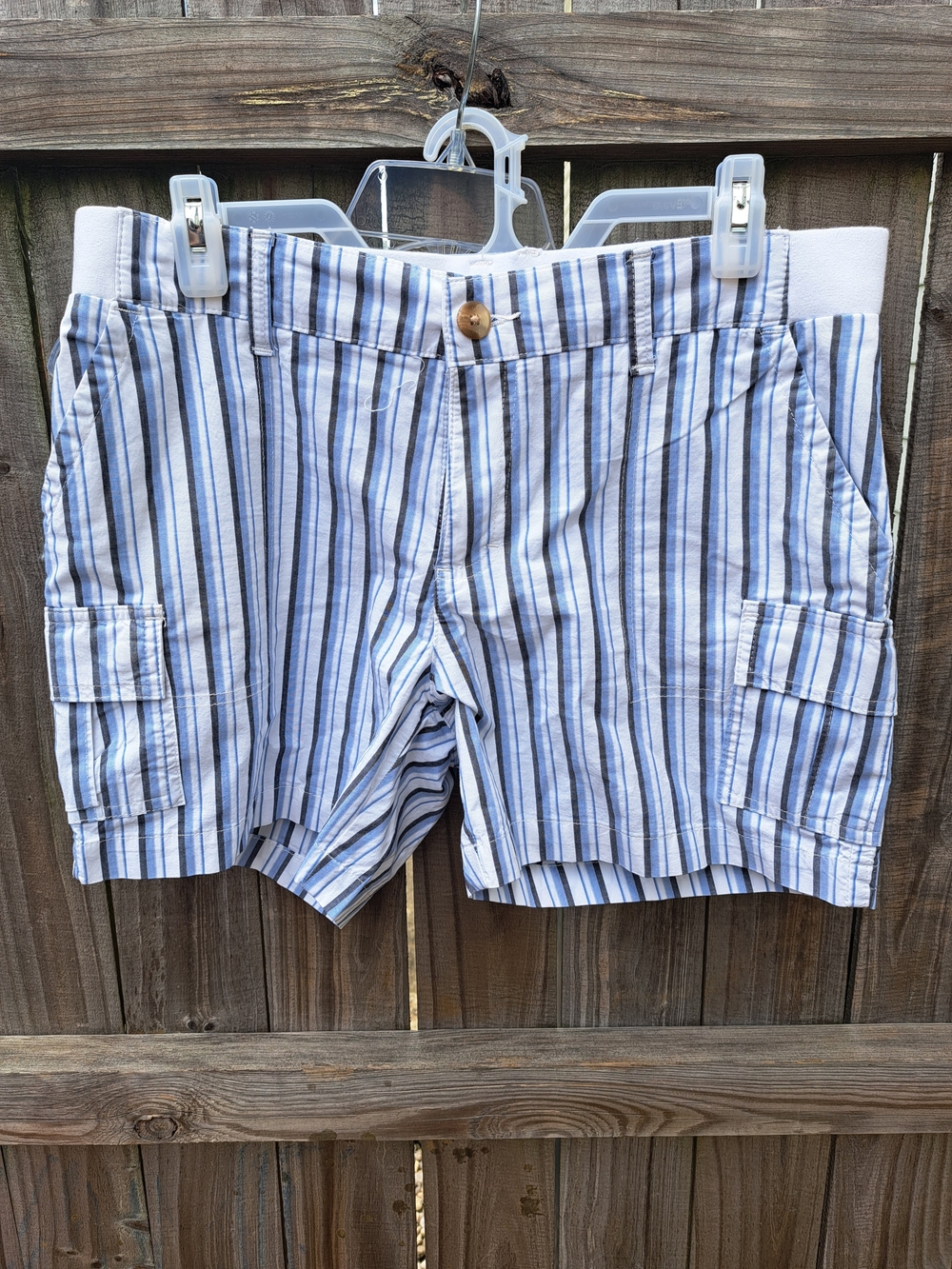 Lee Women's Striped Cargo Shorts - Blue & White